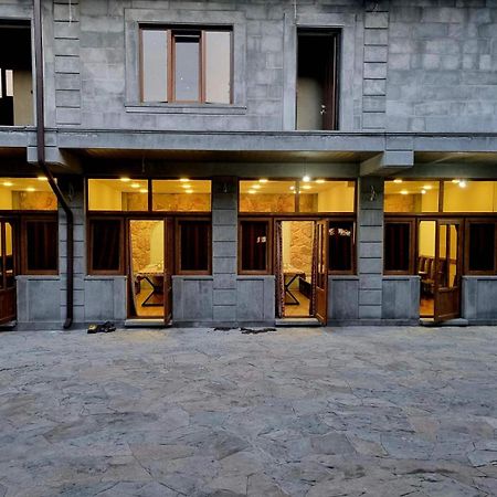 Rubin Hotel Goris Buitenkant foto