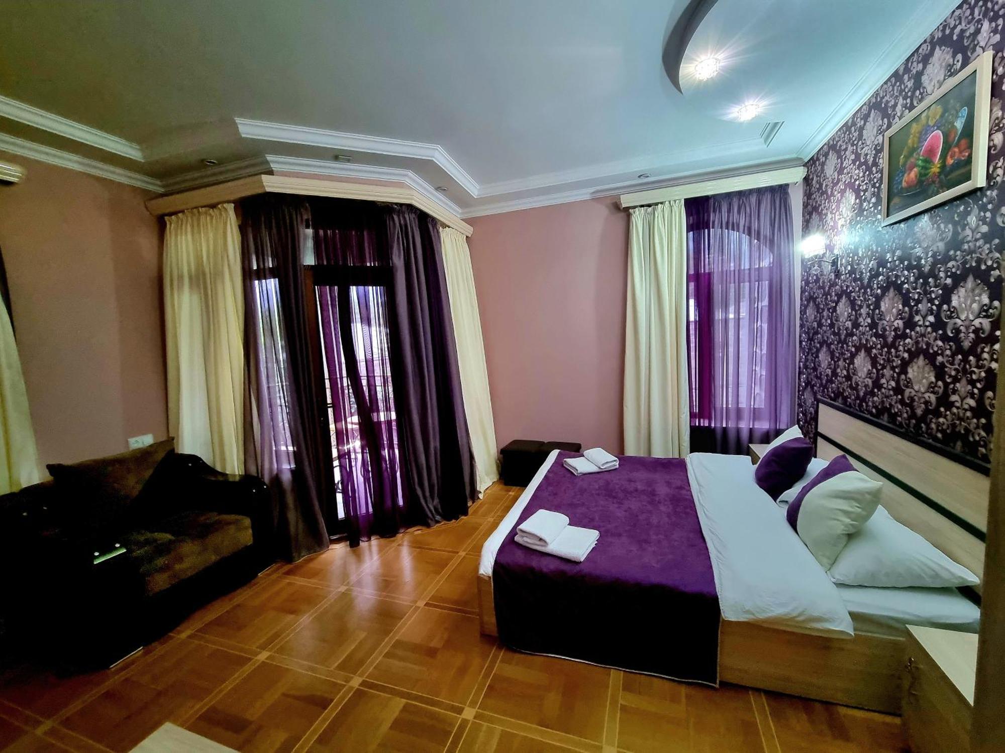 Rubin Hotel Goris Buitenkant foto