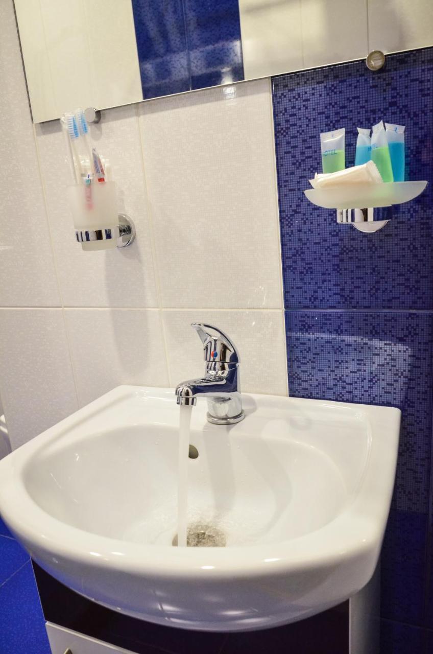 Rubin Hotel Goris Buitenkant foto