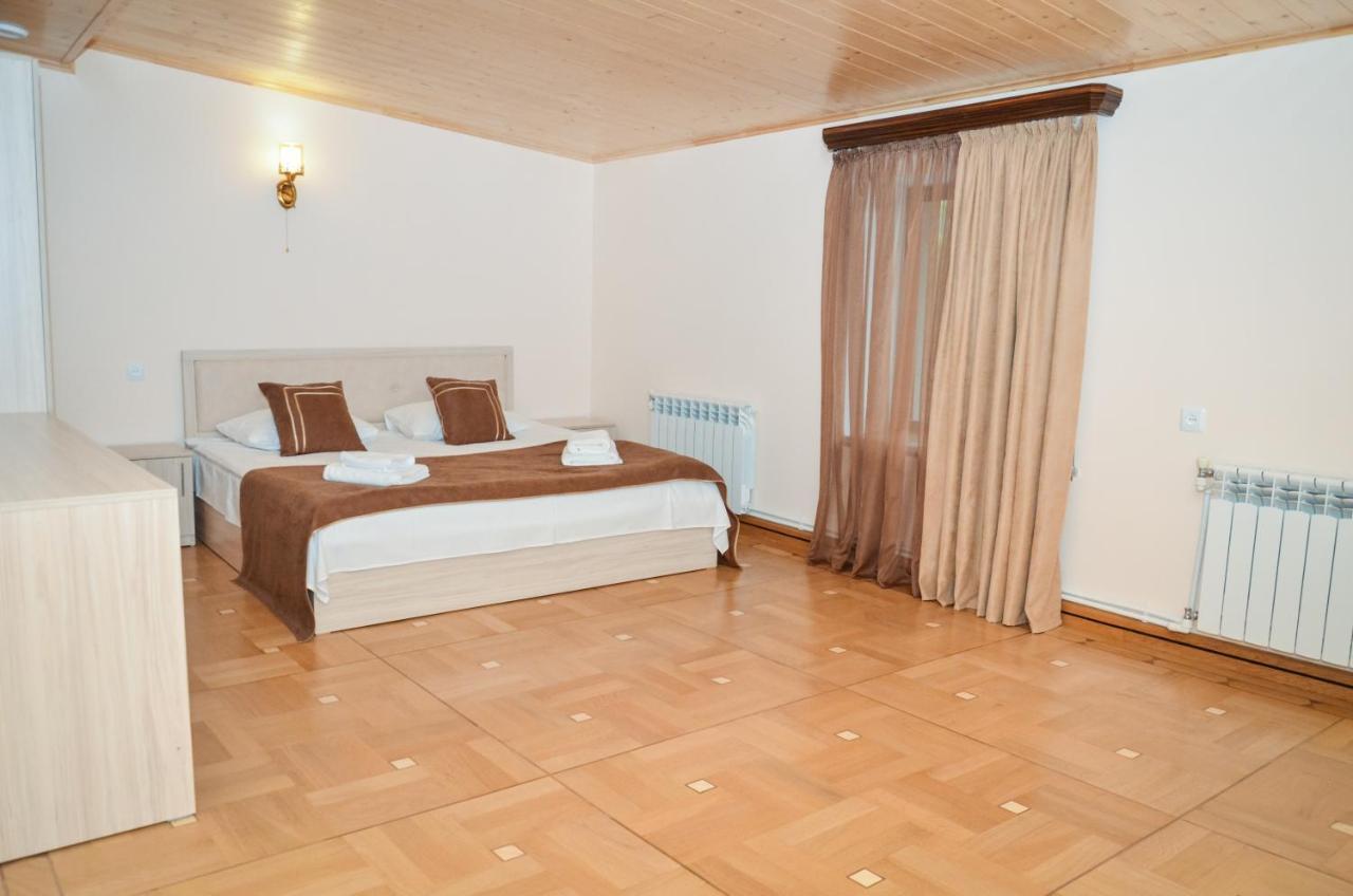 Rubin Hotel Goris Buitenkant foto