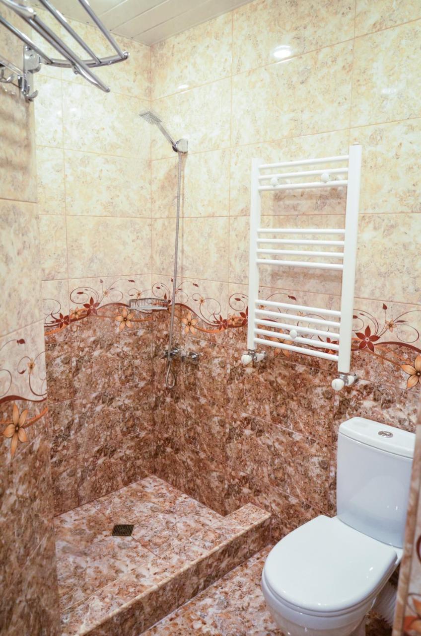 Rubin Hotel Goris Buitenkant foto